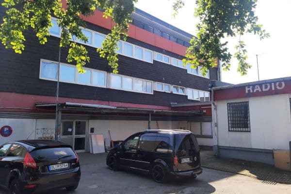 Pronájem nebytového prostoru 350 m², Bochum Pronájem nebytového prostoru 350 m², Bochum