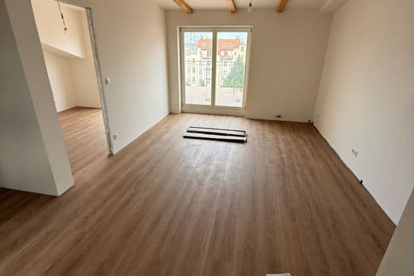 Pronájem bytu 6+kk 164 m², Chodská, Praha, Praha Pronájem bytu 6+kk 164 m², Chodská, Praha, Praha