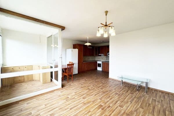 Pronájem bytu 3+kk 72 m², Hlivická, Praha Pronájem bytu 3+kk 72 m², Hlivická, Praha