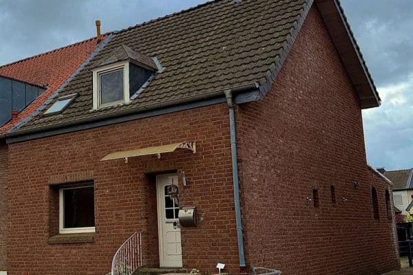 Prodej domu 110 m², pozemek 332 m², Emmerich am Rhein, Severní Porýní-Vestfálsko Prodej domu 110 m², pozemek 332 m², Emmerich am Rhein, Severní Porýní-Vestfálsko