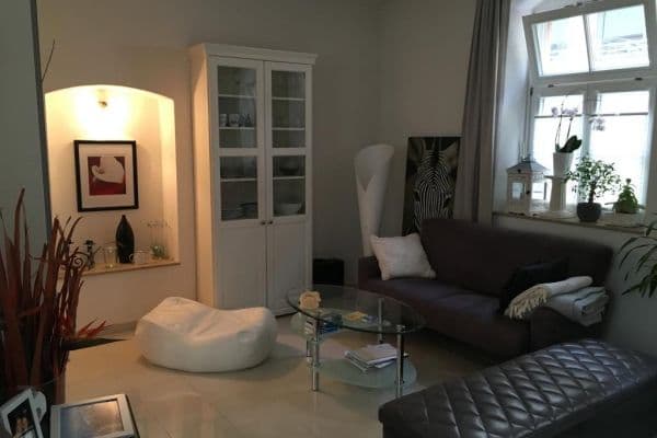 Pronájem bytu 1+1 30 m², Sandgasse 10, Heidelberg, Bádensko-Württembersko Pronájem bytu 1+1 30 m², Sandgasse 10, Heidelberg, Bádensko-Württembersko