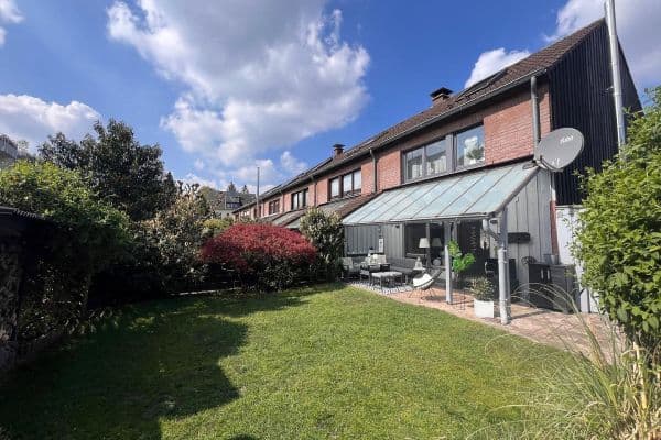 Prodej domu 126 m², pozemek 250 m², Gelsenkirchen Prodej domu 126 m², pozemek 250 m², Gelsenkirchen