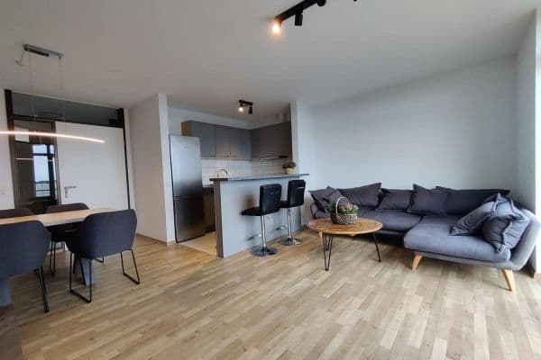 Pronájem bytu 2+1 59 m², Bensheim Pronájem bytu 2+1 59 m², Bensheim