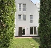 Pronájem domu 230 m², pozemek 250 m², Wiesbaden-Sonnenberg Pronájem domu 230 m², pozemek 250 m², Wiesbaden-Sonnenberg