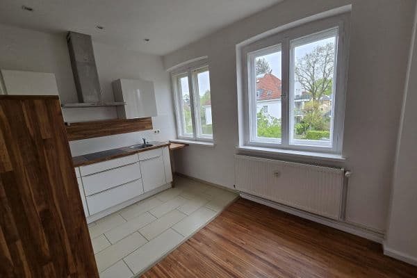 Pronájem bytu 4+kk 114 m², Gerhart-Hauptmann-Straße 43/45, Teltow Pronájem bytu 4+kk 114 m², Gerhart-Hauptmann-Straße 43/45, Teltow
