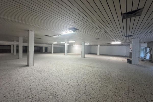 Pronájem nebytového prostoru 1.236 m², MierendorffWeg 19, Essen Pronájem nebytového prostoru 1.236 m², MierendorffWeg 19, Essen