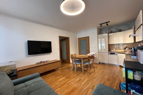 Pronájem bytu 3+kk 60 m², Kováků, Praha Pronájem bytu 3+kk 60 m², Kováků, Praha