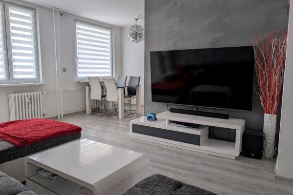 Pronájem bytu 3+kk 79 m², Voskovcova, Praha Pronájem bytu 3+kk 79 m², Voskovcova, Praha