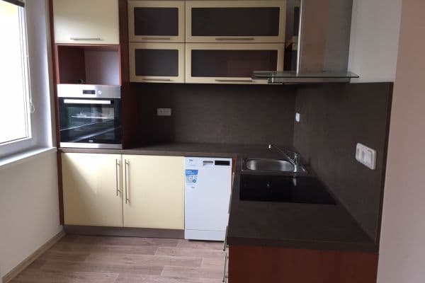Pronájem bytu 2+kk 60 m², Brandlova, Hodonín, Jihomoravský kraj Pronájem bytu 2+kk 60 m², Brandlova, Hodonín, Jihomoravský kraj