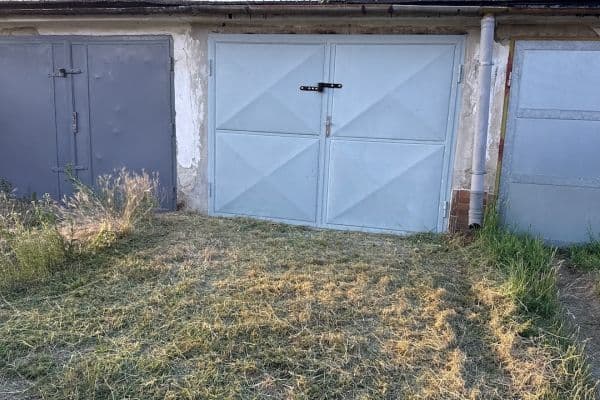 Pronájem garáže 18 m², Plíže, Brno Pronájem garáže 18 m², Plíže, Brno