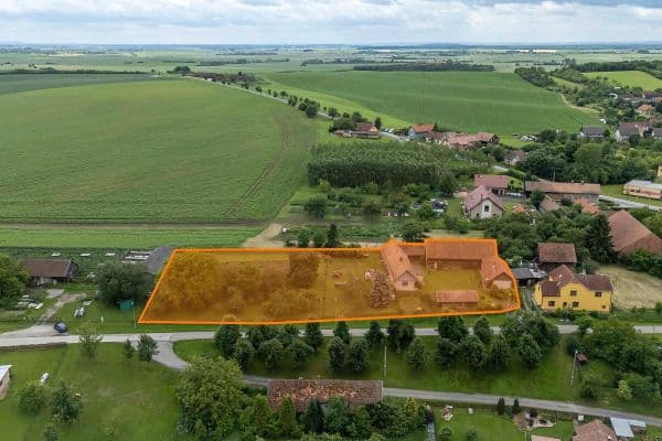 Prodej domu 196 m², pozemek 3.601 m², Běchary Prodej domu 196 m², pozemek 3.601 m², Běchary