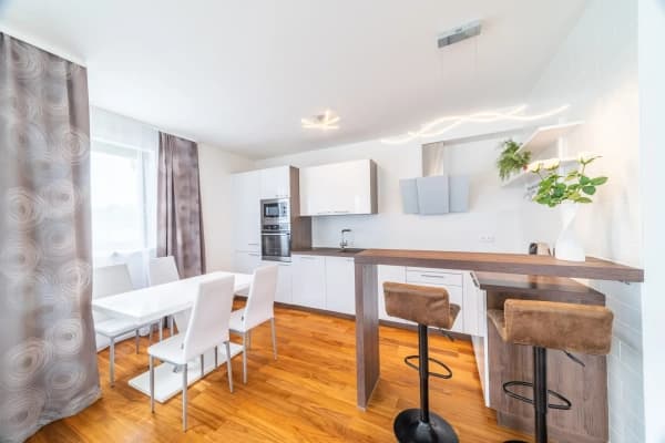 Pronájem bytu 2+kk 62 m², Nekvasilova, Praha Pronájem bytu 2+kk 62 m², Nekvasilova, Praha