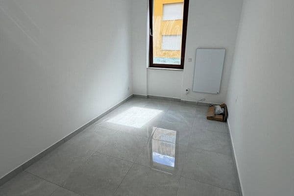 Pronájem bytu 54 m², Rosenstraße 16, Ludwigshafen am Rhein, Porýní-Falc Pronájem bytu 54 m², Rosenstraße 16, Ludwigshafen am Rhein, Porýní-Falc