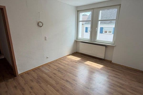 Pronájem bytu 66 m², Herrenwaldstraße 28, Ludwigshafen am Rhein Pronájem bytu 66 m², Herrenwaldstraße 28, Ludwigshafen am Rhein