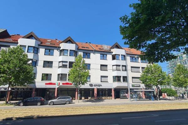Pronájem bytu 7+1 15 m², Landsberger Str. 478, München/Pasing, Bavorsko Pronájem bytu 7+1 15 m², Landsberger Str. 478, München/Pasing, Bavorsko