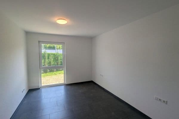 Pronájem bytu 2+kk 63 m², Kirchheim Pronájem bytu 2+kk 63 m², Kirchheim