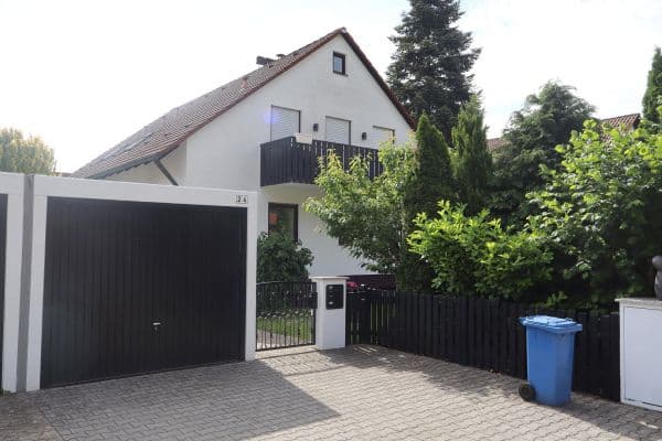 Pronájem bytu 4+1 114 m², Fürth Pronájem bytu 4+1 114 m², Fürth