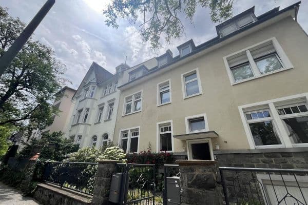 Pronájem bytu 5+1 155 m², Körnerstr.18, Offenbach Pronájem bytu 5+1 155 m², Körnerstr.18, Offenbach