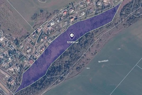 Prodej pozemku 12.610 m², Nižbor Prodej pozemku 12.610 m², Nižbor