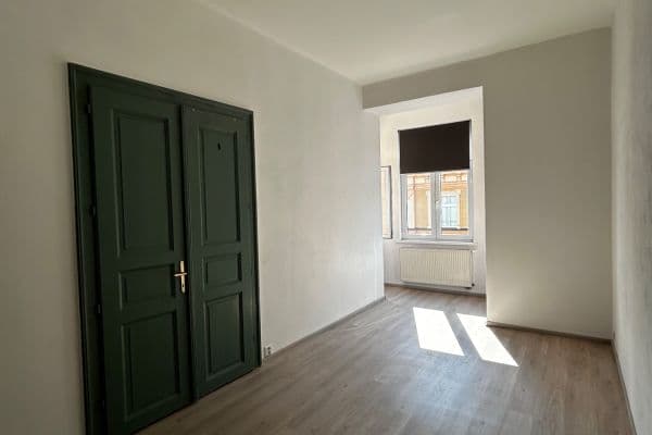 Pronájem bytu 2+1 54 m², Bezručova, Děčín Pronájem bytu 2+1 54 m², Bezručova, Děčín
