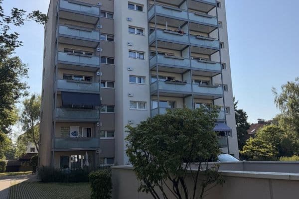 Pronájem bytu 1+kk 41 m², Max Planck Str. 13, Neufahr bei Freising, Bavorsko Pronájem bytu 1+kk 41 m², Max Planck Str. 13, Neufahr bei Freising, Bavorsko