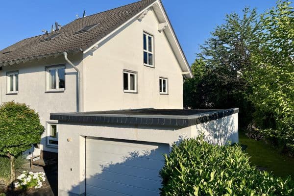 Prodej domu 175 m², pozemek 532 m², Hennef Prodej domu 175 m², pozemek 532 m², Hennef