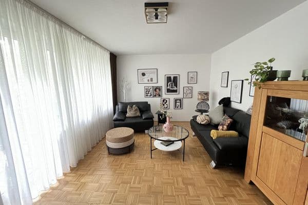 Pronájem bytu 3+1 73 m², Hattinger Str. 869, Bochum Pronájem bytu 3+1 73 m², Hattinger Str. 869, Bochum