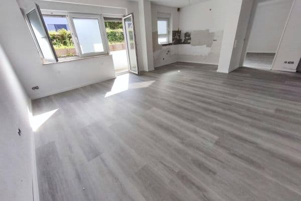 Pronájem bytu 2+1 63 m², March Pronájem bytu 2+1 63 m², March