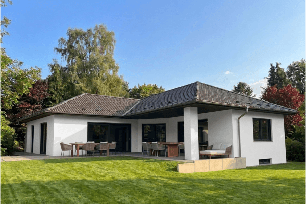 Prodej domu 140 m², pozemek 700 m², Großhansdorf Prodej domu 140 m², pozemek 700 m², Großhansdorf