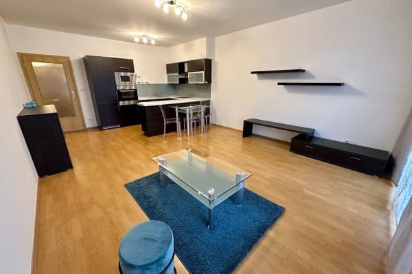 Pronájem bytu 2+kk 73 m², Panuškova, Praha Pronájem bytu 2+kk 73 m², Panuškova, Praha