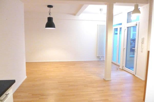 Pronájem bytu 3+1 72 m², Schweppermannstr.0, Nürnberg, Bavorsko Pronájem bytu 3+1 72 m², Schweppermannstr.0, Nürnberg, Bavorsko