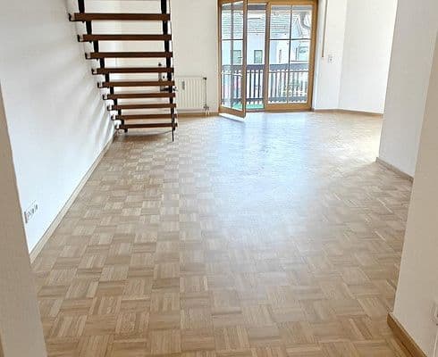 Pronájem bytu 4+1 136 m², Zinnebergerstr. 13, Glonn, Bavorsko Pronájem bytu 4+1 136 m², Zinnebergerstr. 13, Glonn, Bavorsko