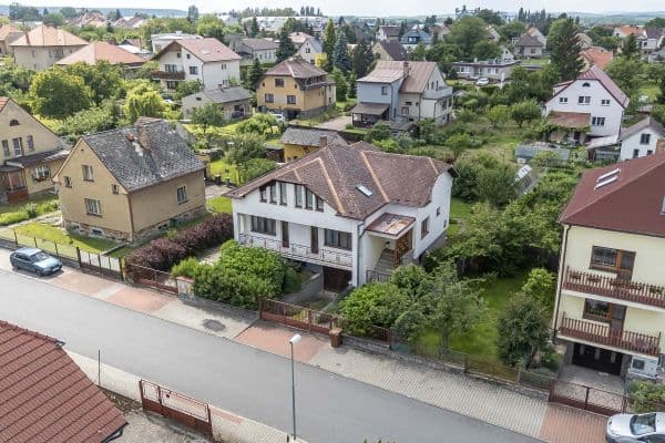 Prodej domu 270 m², pozemek 784 m², B. Němcové, Uhlířské Janovice Prodej domu 270 m², pozemek 784 m², B. Němcové, Uhlířské Janovice