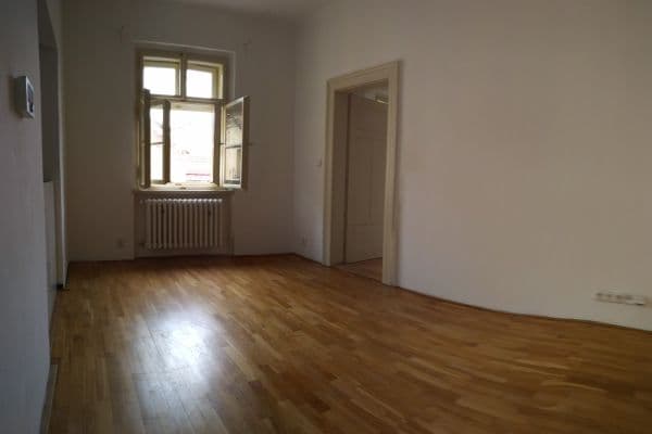 Pronájem bytu 4+kk 95 m², Kroftova, Praha Pronájem bytu 4+kk 95 m², Kroftova, Praha