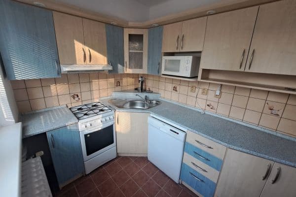 Pronájem bytu 2+1 52 m², Puškinská, Kutná Hora Pronájem bytu 2+1 52 m², Puškinská, Kutná Hora