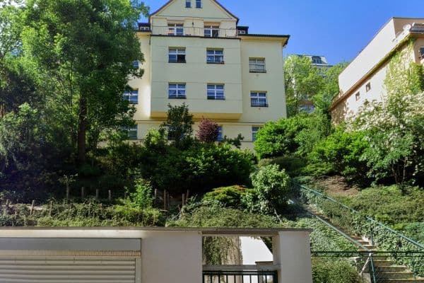 Pronájem bytu 1+kk 25 m², Pod Zvonařkou, Praha Pronájem bytu 1+kk 25 m², Pod Zvonařkou, Praha