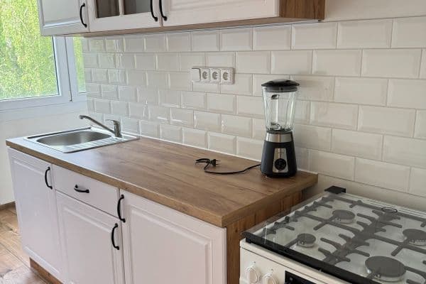 Pronájem bytu 3+1 66 m², Plzeňská, České Budějovice Pronájem bytu 3+1 66 m², Plzeňská, České Budějovice