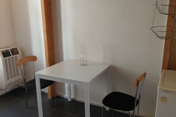 Pronájem bytu 1+1 42 m², Tiskařská, Praha Pronájem bytu 1+1 42 m², Tiskařská, Praha