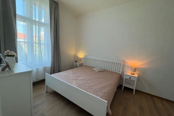 Pronájem bytu 2+kk 42 m², Poštovní, Rakovník Pronájem bytu 2+kk 42 m², Poštovní, Rakovník