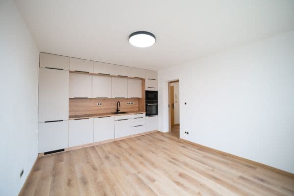Prodej bytu 3+kk 60 m², Ke Kukačce, Plzeň Prodej bytu 3+kk 60 m², Ke Kukačce, Plzeň
