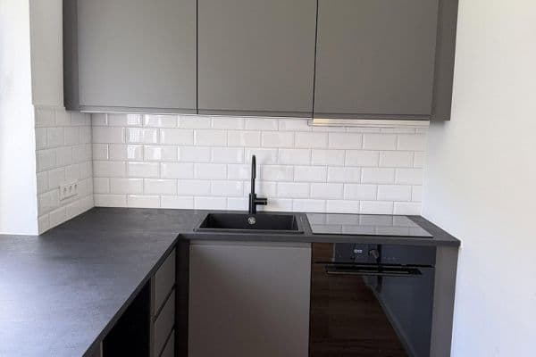 Pronájem bytu 3+1 67 m², Hamburg, Hamburg Pronájem bytu 3+1 67 m², Hamburg, Hamburg