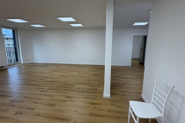 Pronájem kanceláře 98 m², Viktoriastr 45, Bochum Pronájem kanceláře 98 m², Viktoriastr 45, Bochum
