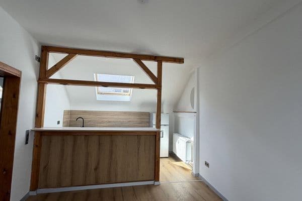 Pronájem bytu 2+1 55 m², Wormser Str. 3, Grünstadt, Porýní-Falc Pronájem bytu 2+1 55 m², Wormser Str. 3, Grünstadt, Porýní-Falc