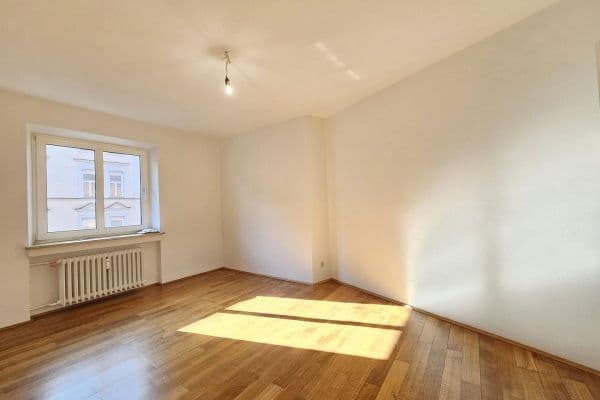 Pronájem bytu 2+1 70 m², Franziskaner Straße 3, München, Bavorsko Pronájem bytu 2+1 70 m², Franziskaner Straße 3, München, Bavorsko