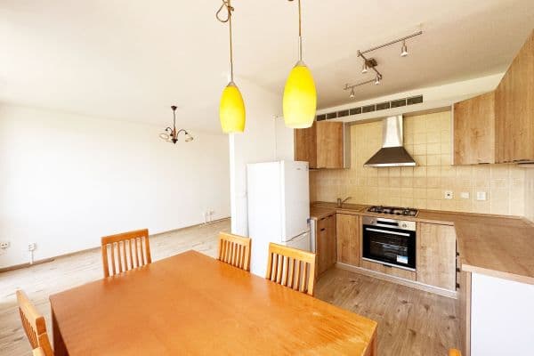 Pronájem bytu 3+kk 70 m², Jílovská, Praha Pronájem bytu 3+kk 70 m², Jílovská, Praha