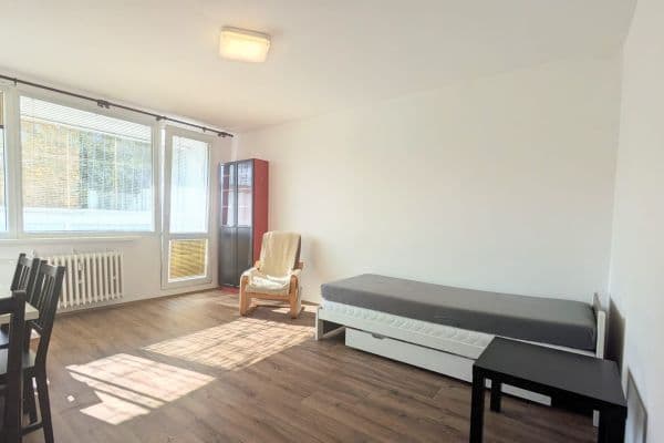 Pronájem bytu Garsoniéra 27 m², Písečná, Praha Pronájem bytu Garsoniéra 27 m², Písečná, Praha