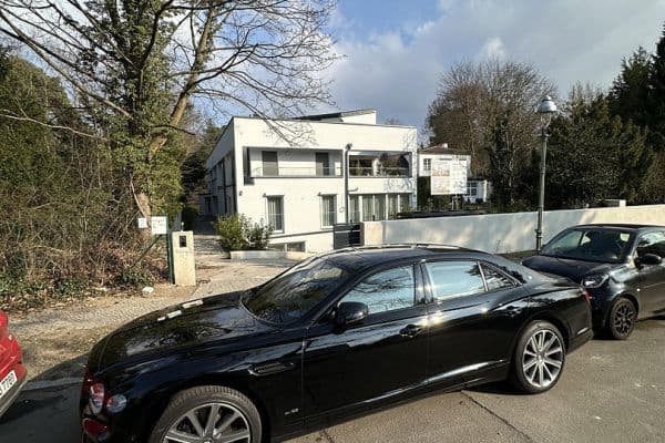 Prodej bytu 4+1 190 m², Rauschener Allee 4, Berlin, Berlín Prodej bytu 4+1 190 m², Rauschener Allee 4, Berlin, Berlín