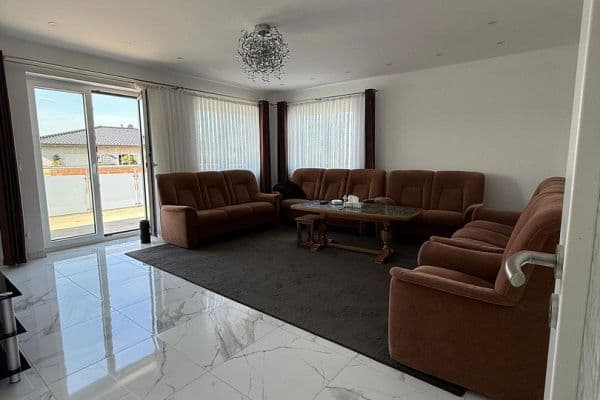 Pronájem bytu 2+kk 90 m², Friedrich-Ebert-Str. 15, Pohlheim Pronájem bytu 2+kk 90 m², Friedrich-Ebert-Str. 15, Pohlheim