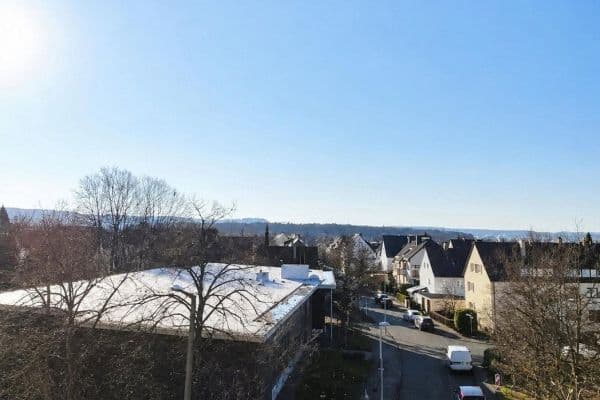 Pronájem bytu 1+1 32 m², Deidesheimer Straße 15, Stuttgart Weilimdorf Pronájem bytu 1+1 32 m², Deidesheimer Straße 15, Stuttgart Weilimdorf