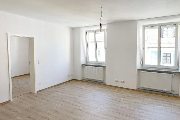 Pronájem bytu 3+1 84 m², Fürstenstraße 8, Straubung Pronájem bytu 3+1 84 m², Fürstenstraße 8, Straubung